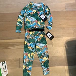 Burton base layer set. Size 5. NWT.